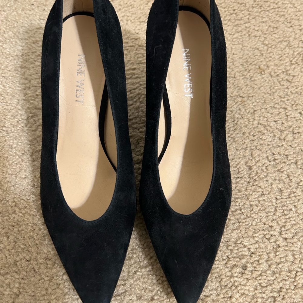 Nine West Women's Black Pumps